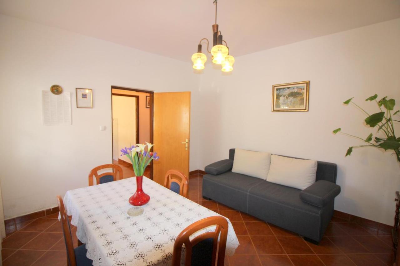 Apartment Liliana Near Beach Porec Ngoại thất bức ảnh